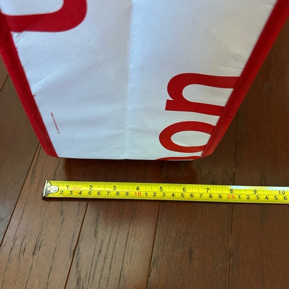 Two Lululemon Reusable Totes Red/black White
Classic Shopping Bag Snap Closure - Picture 5 of 10